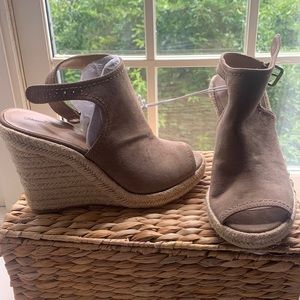 Wedged heels with peep toe NWT